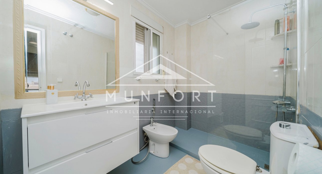 Revente - Villas -
Orihuela Costa - La Regia