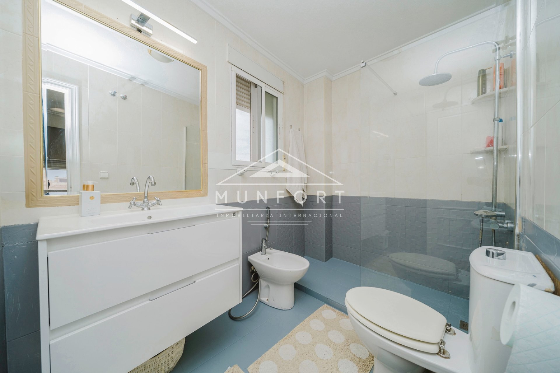 Revente - Villas -
Orihuela Costa - La Regia