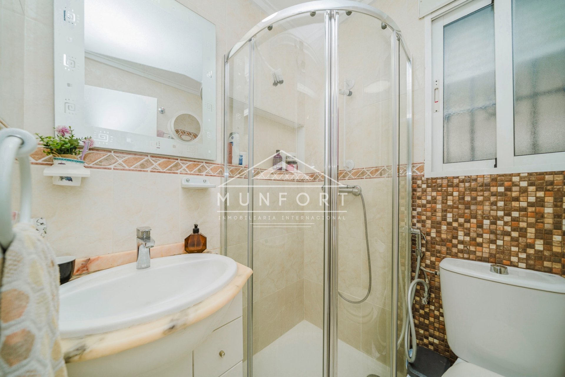 Revente - Villas -
Orihuela Costa - La Regia