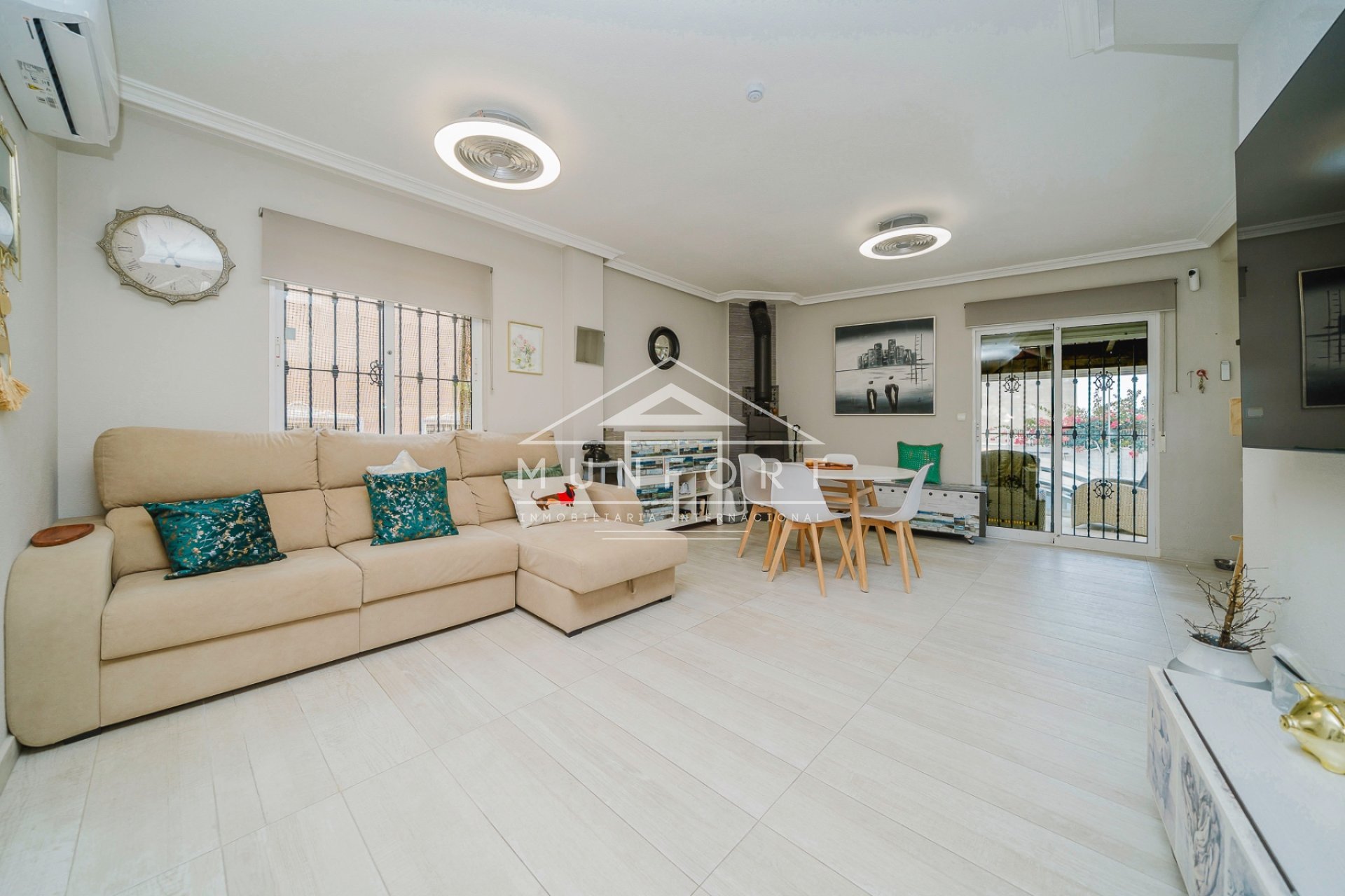 Revente - Villas -
Orihuela Costa - La Regia