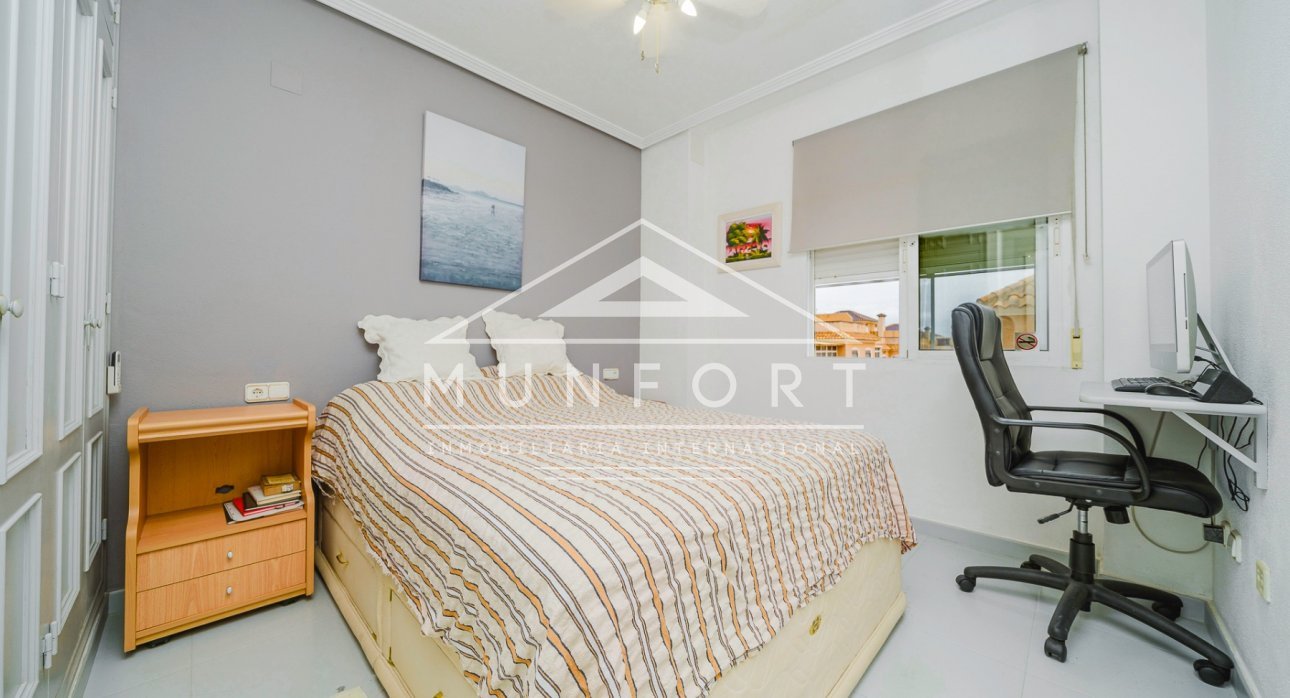 Revente - Villas -
Orihuela Costa - La Regia