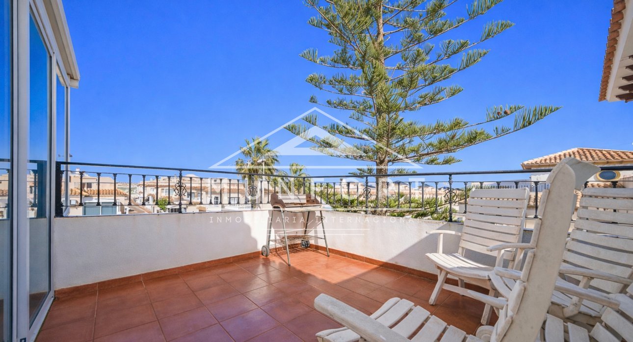 Revente - Villas -
Orihuela Costa - La Regia