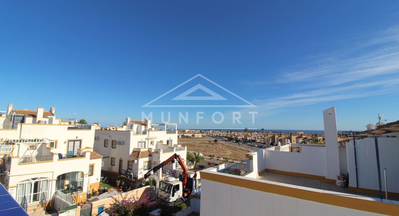 Revente - Villas -
Orihuela Costa - La Zenia