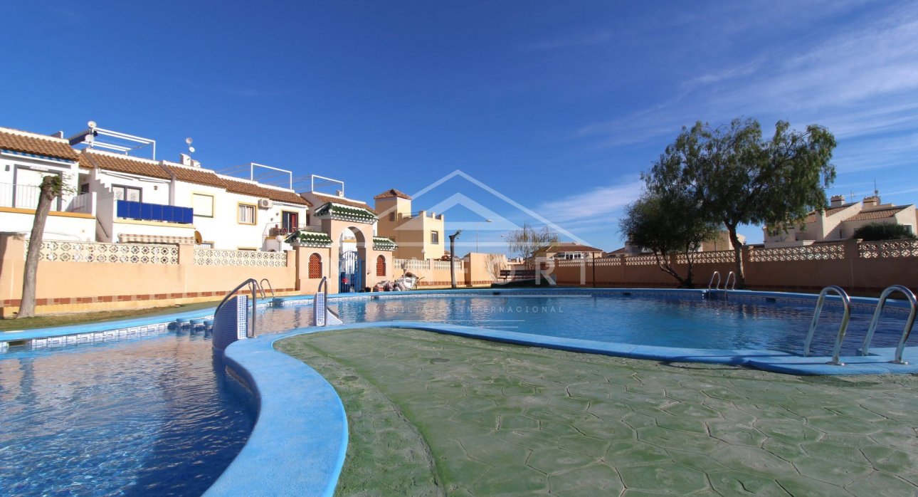 Revente - Villas -
Orihuela Costa - La Zenia