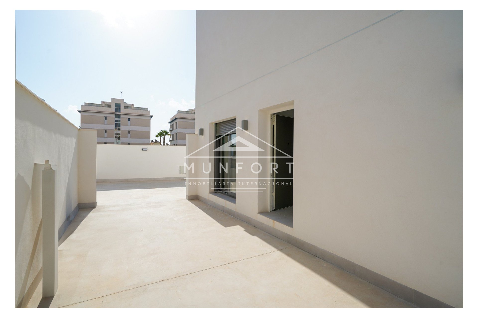 Revente - Villas -
Orihuela Costa - La Zenia