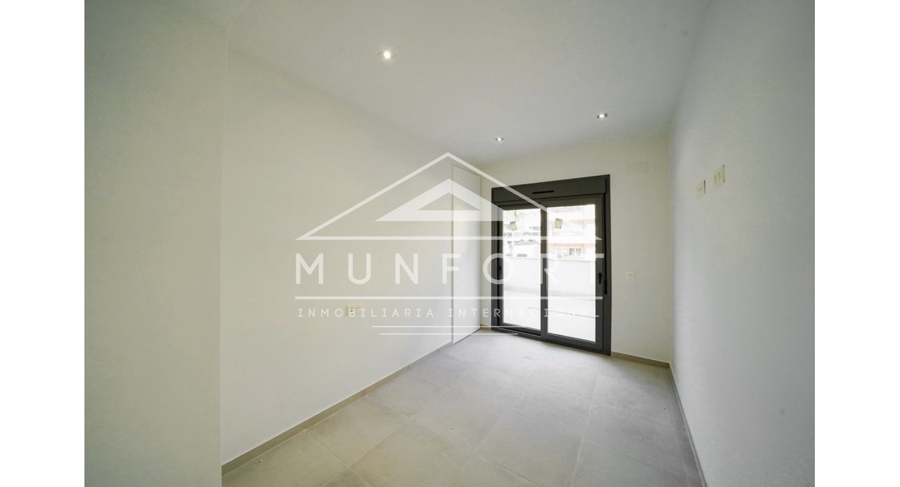 Revente - Villas -
Orihuela Costa - La Zenia