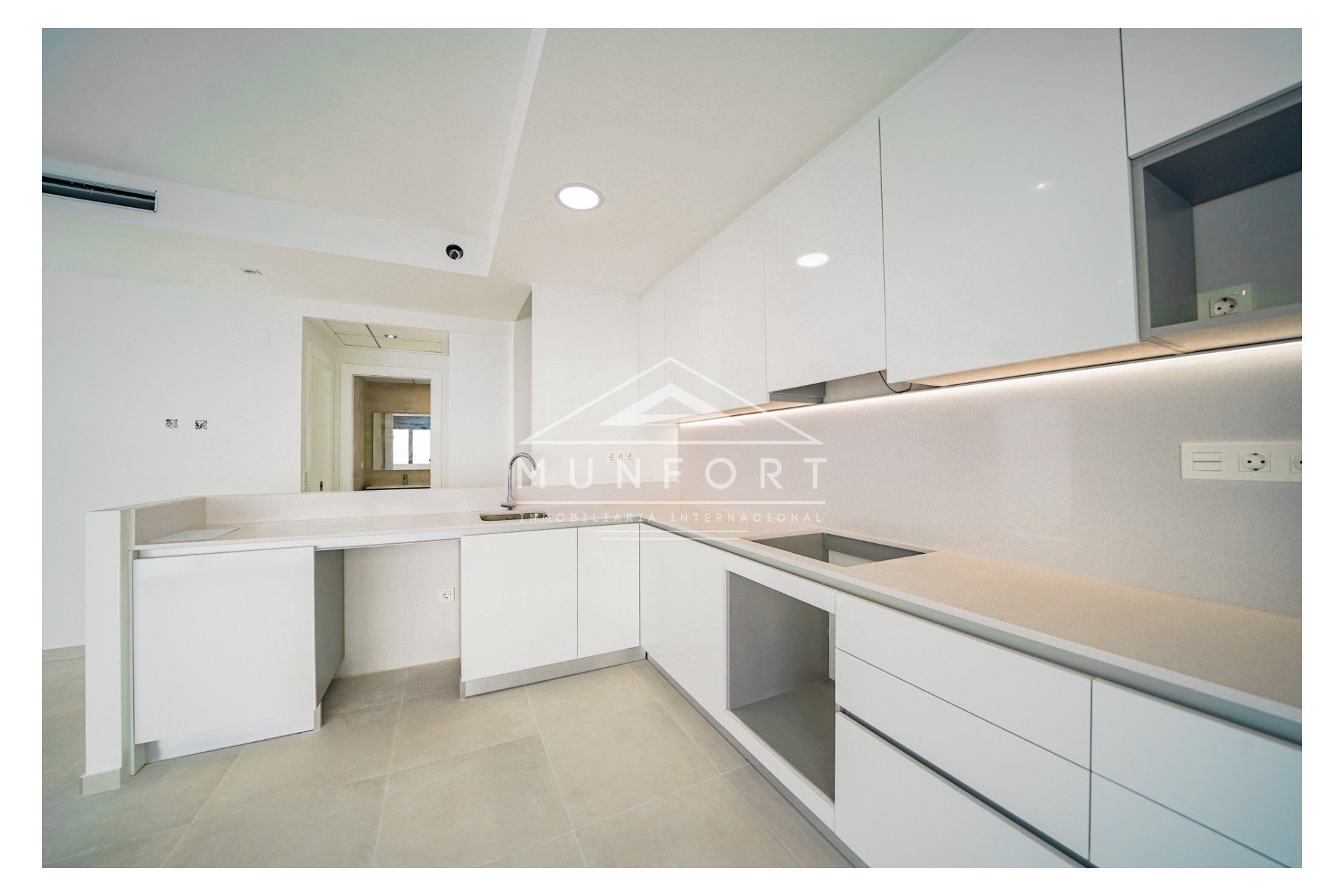 Revente - Villas -
Orihuela Costa - La Zenia