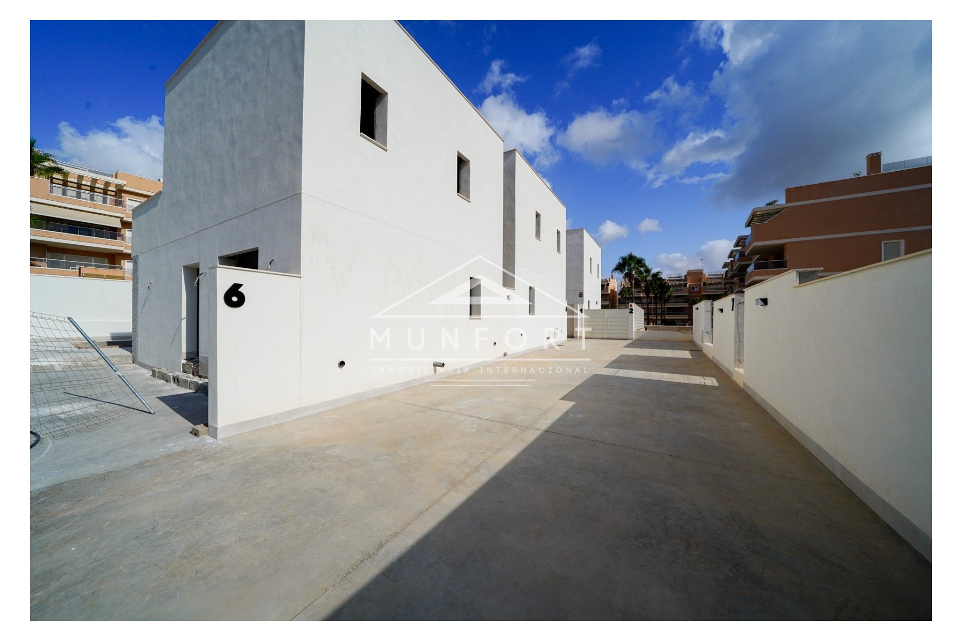 Revente - Villas -
Orihuela Costa - La Zenia