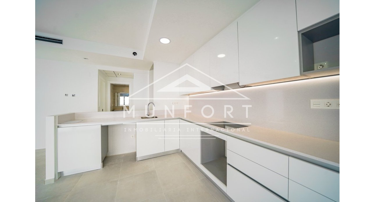 Revente - Villas -
Orihuela Costa - La Zenia