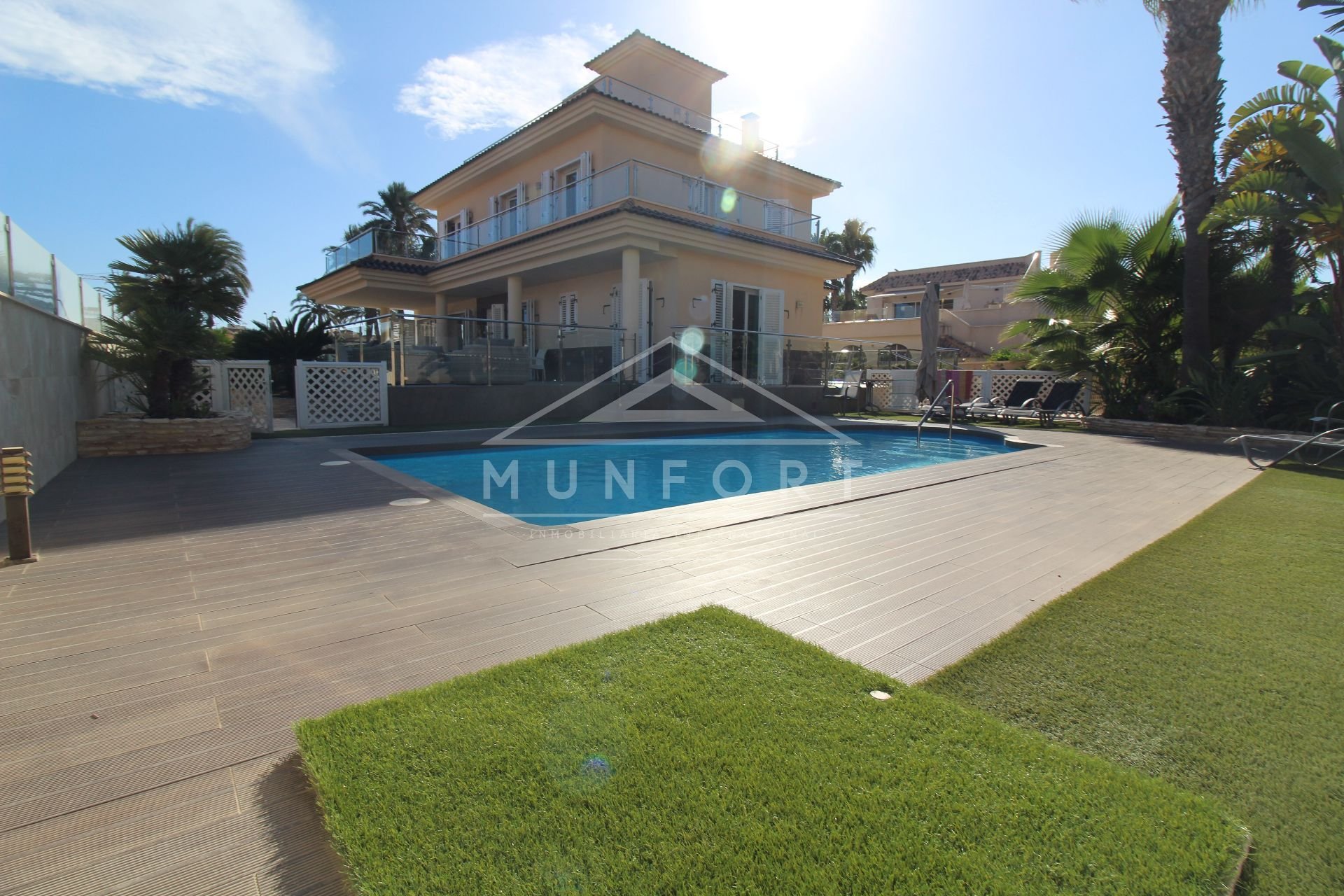 Revente - Villas -
Orihuela Costa - La Zenia