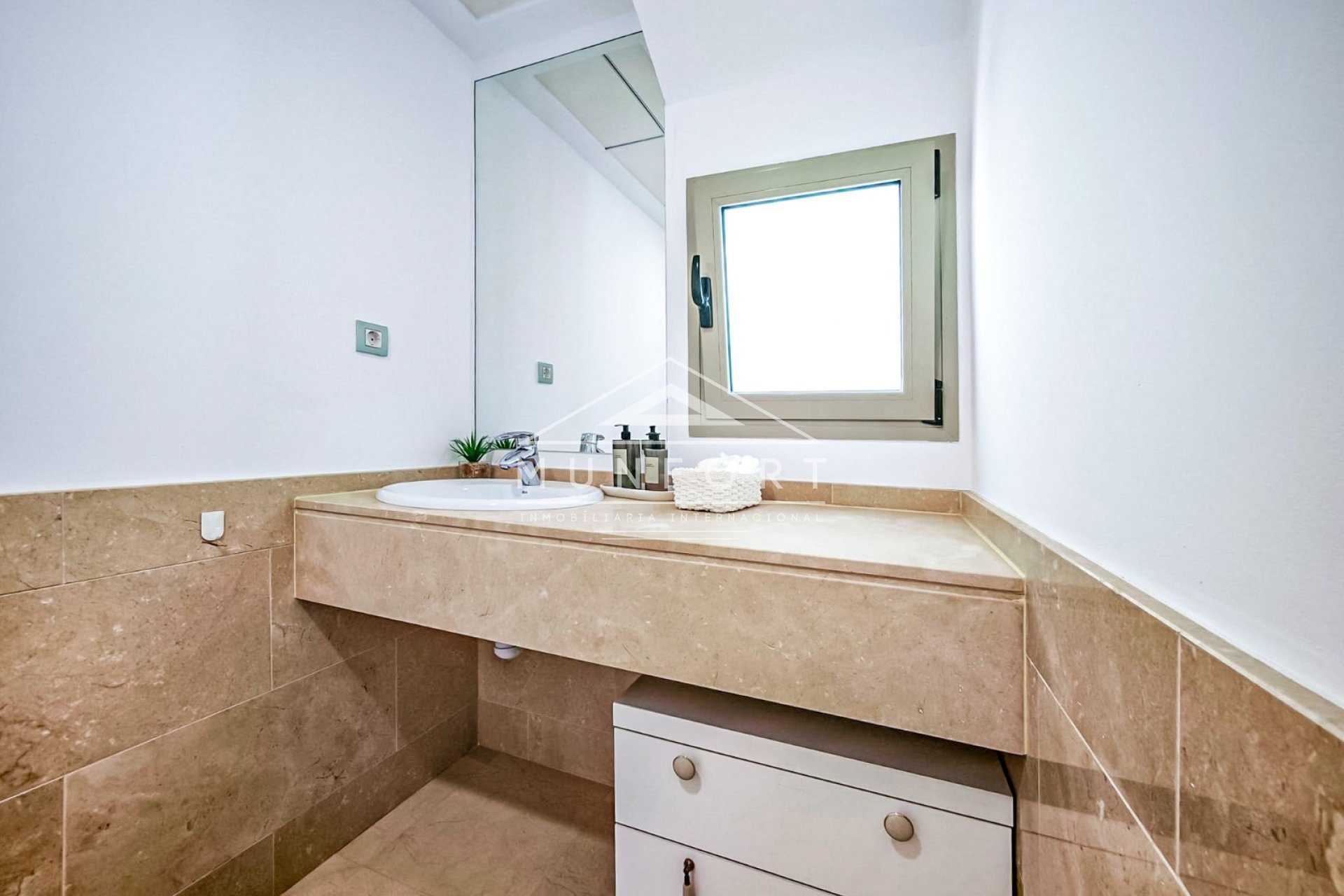 Revente - Villas -
Orihuela Costa - Las Colinas Golf