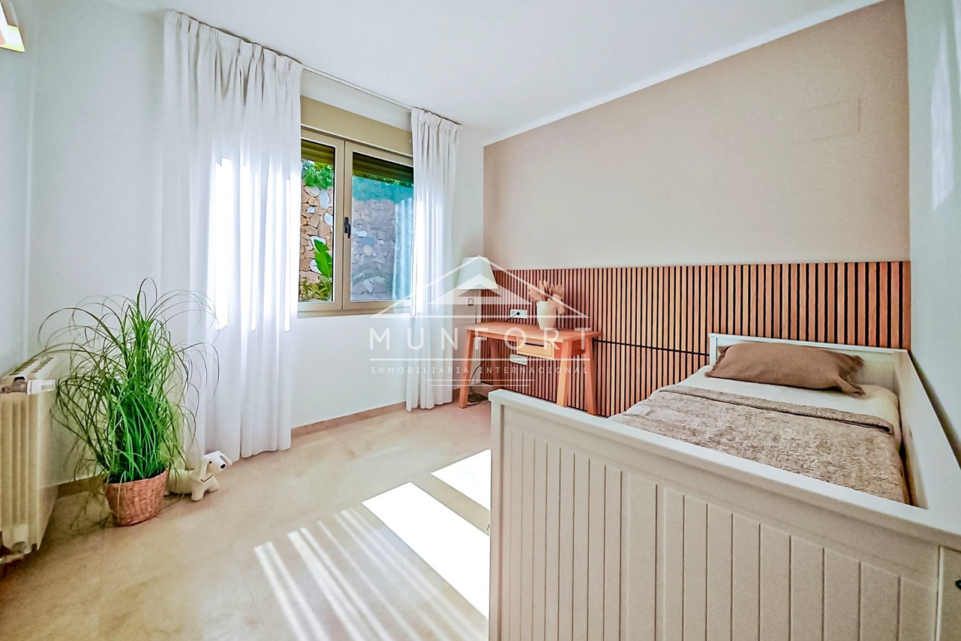 Revente - Villas -
Orihuela Costa - Las Colinas Golf