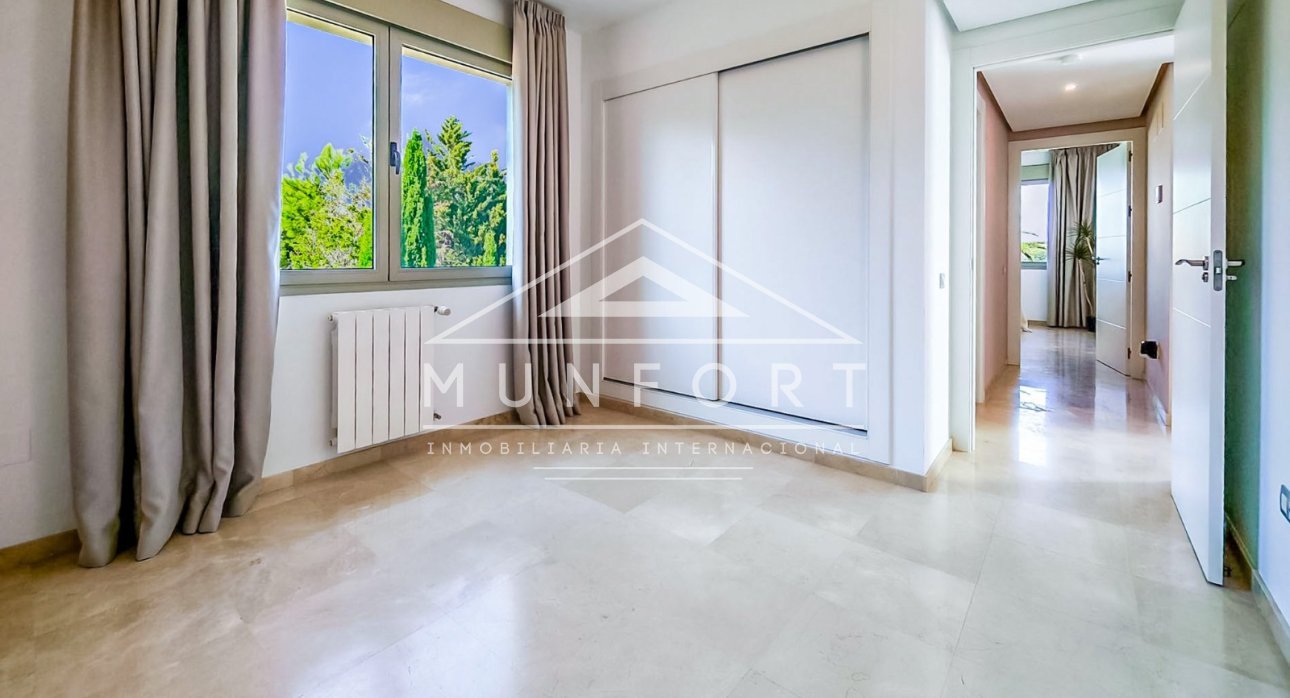 Revente - Villas -
Orihuela Costa - Las Colinas Golf