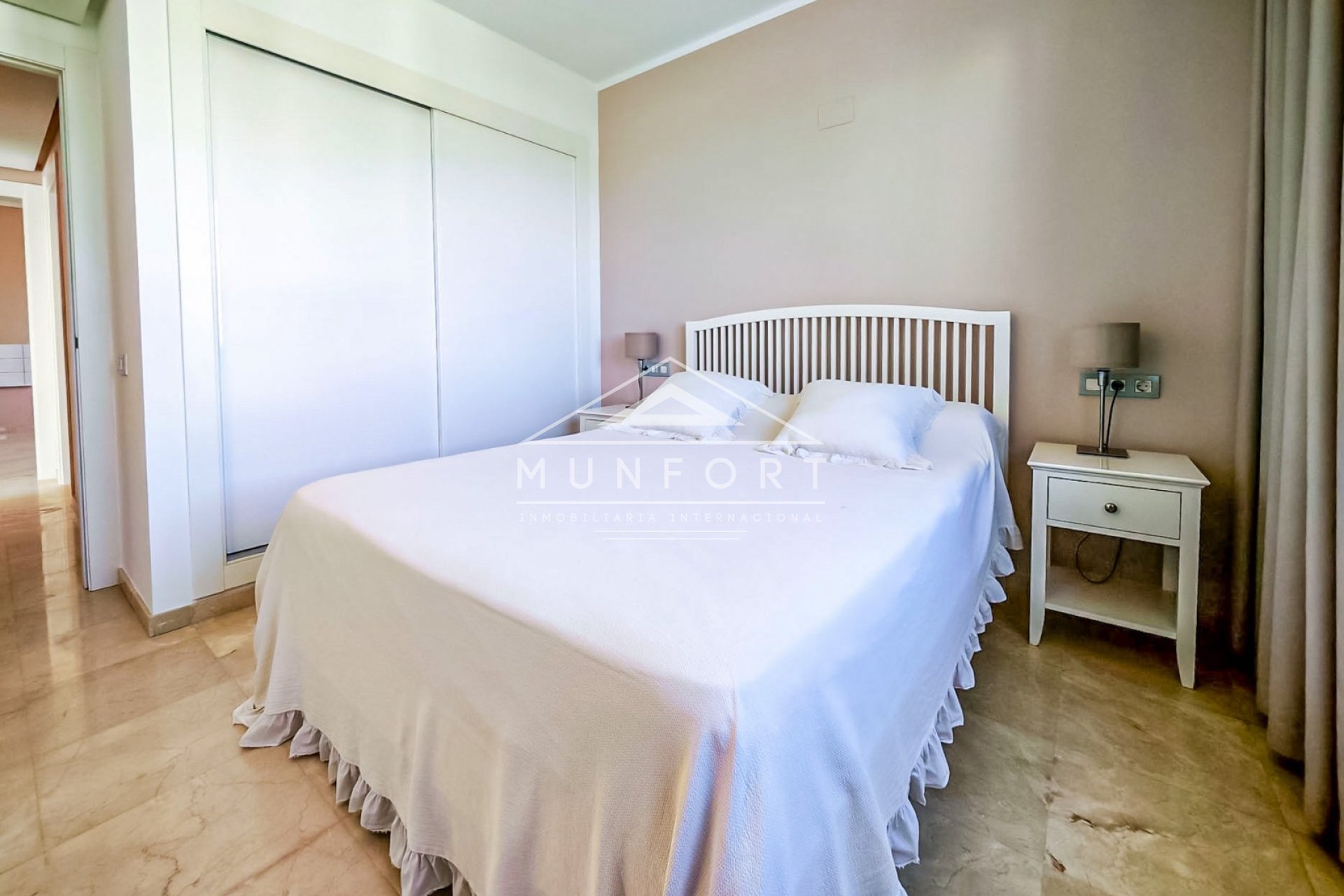 Revente - Villas -
Orihuela Costa - Las Colinas Golf