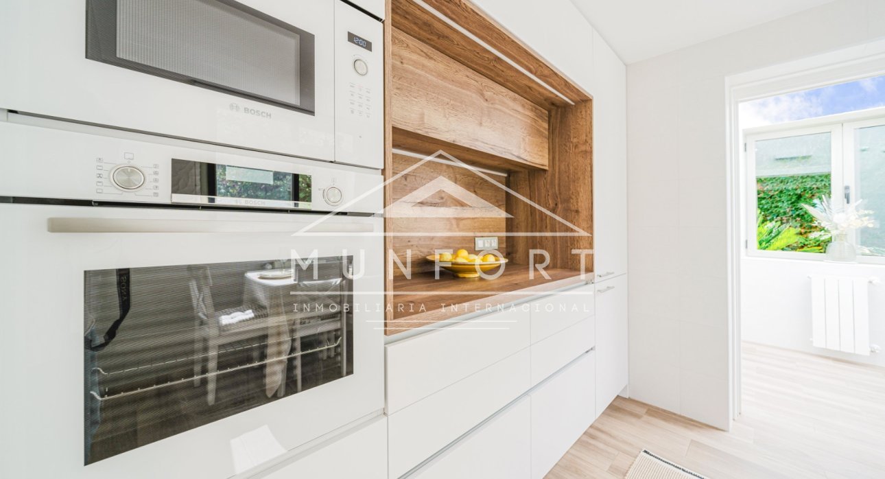 Revente - Villas -
Orihuela Costa - Las Colinas Golf