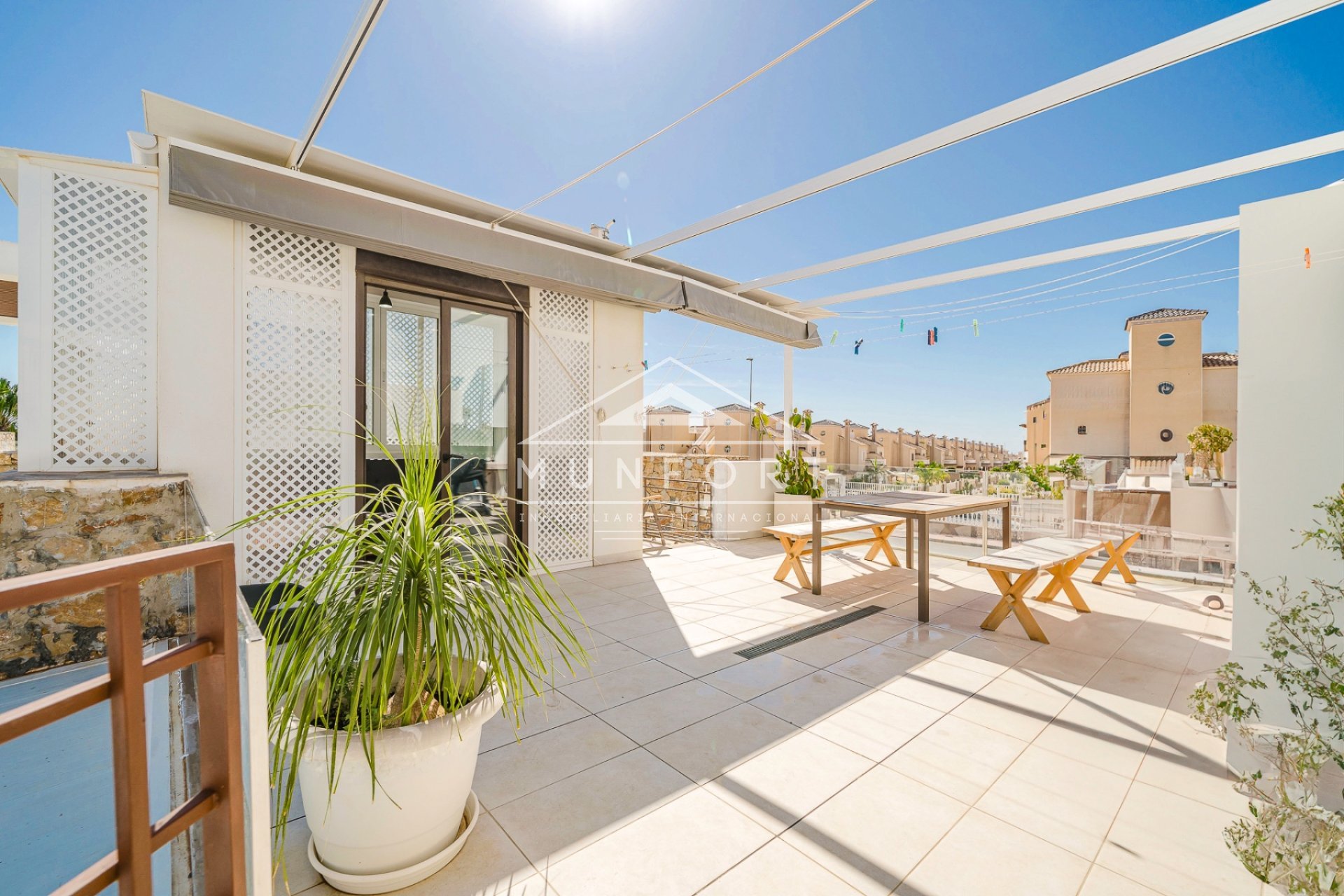 Revente - Villas -
Orihuela Costa - Lomas de Cabo Roig