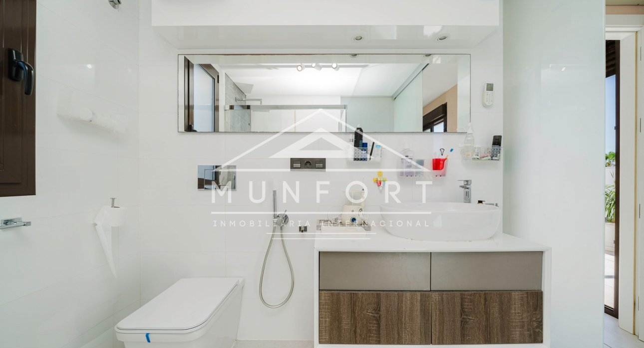 Revente - Villas -
Orihuela Costa - Lomas de Cabo Roig