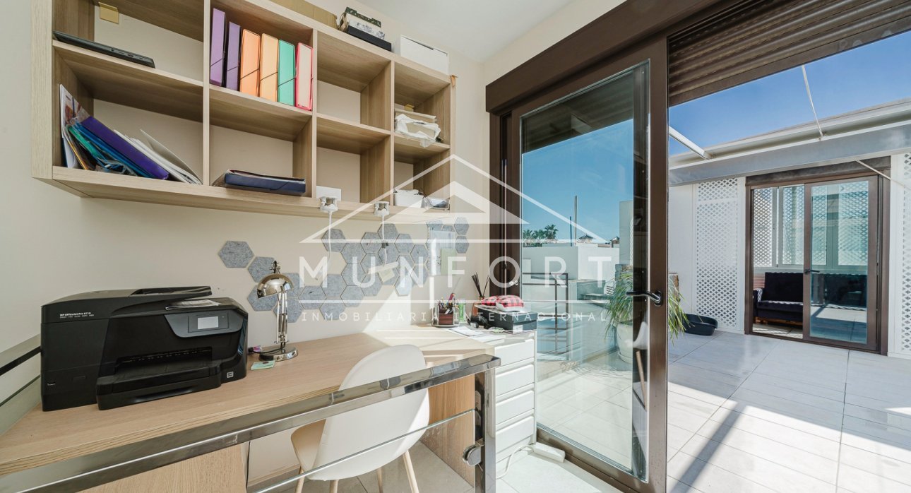 Revente - Villas -
Orihuela Costa - Lomas de Cabo Roig