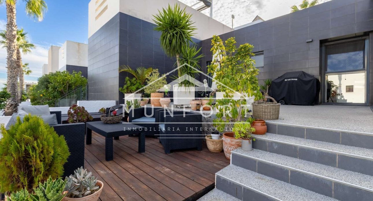 Revente - Villas -
Orihuela Costa - Los Altos de Villamartín