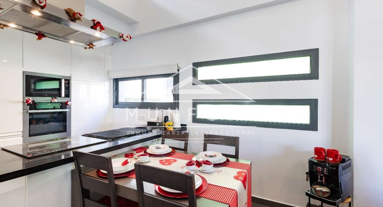 Revente - Villas -
Orihuela Costa - Los Altos de Villamartín