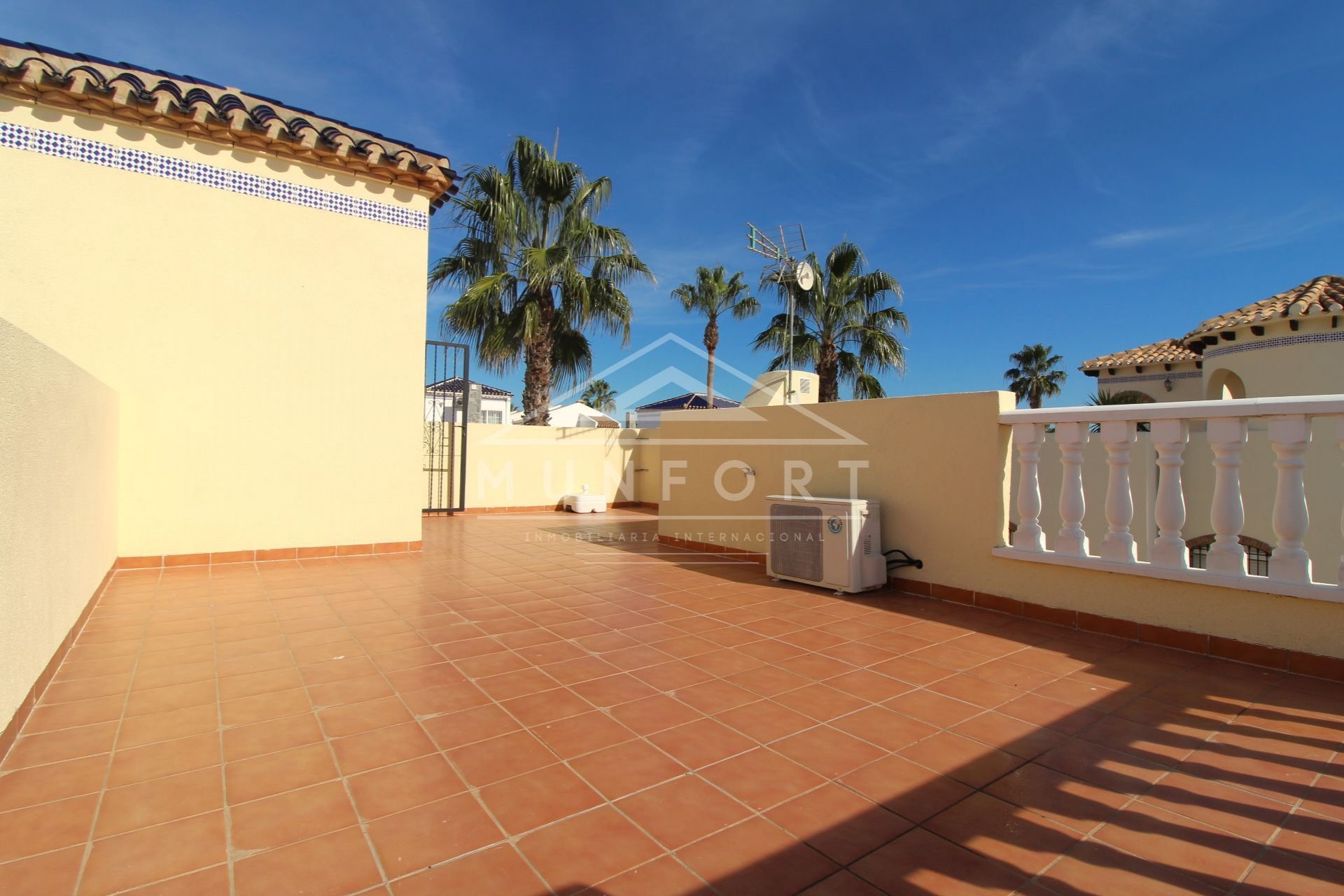 Revente - Villas -
Orihuela Costa - Los Dolses