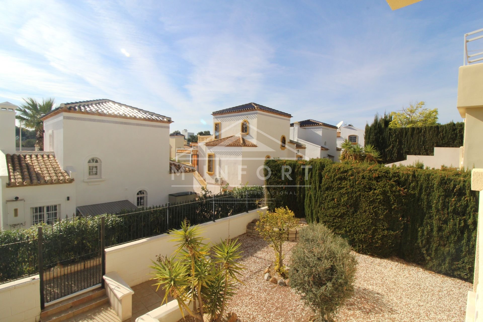 Revente - Villas -
Orihuela Costa - Los Dolses