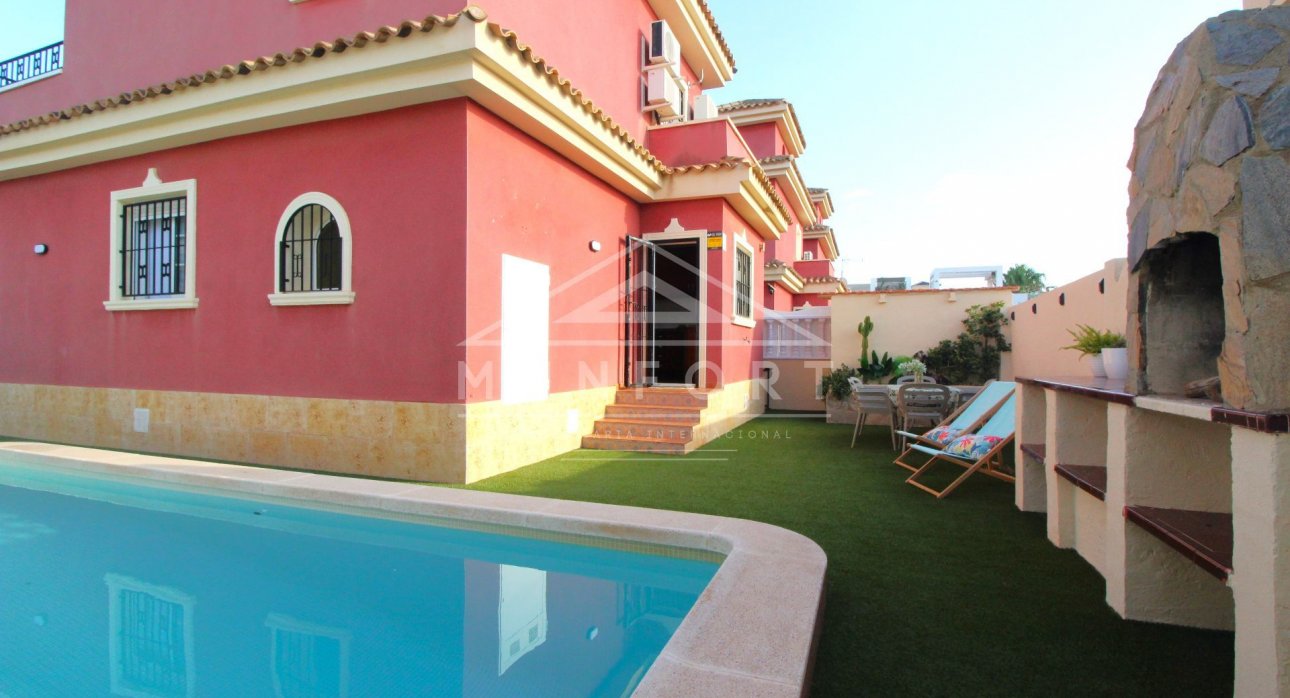 Revente - Villas -
Orihuela Costa - Los Dolses