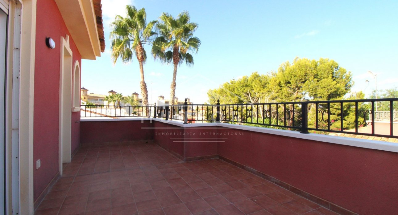 Revente - Villas -
Orihuela Costa - Los Dolses