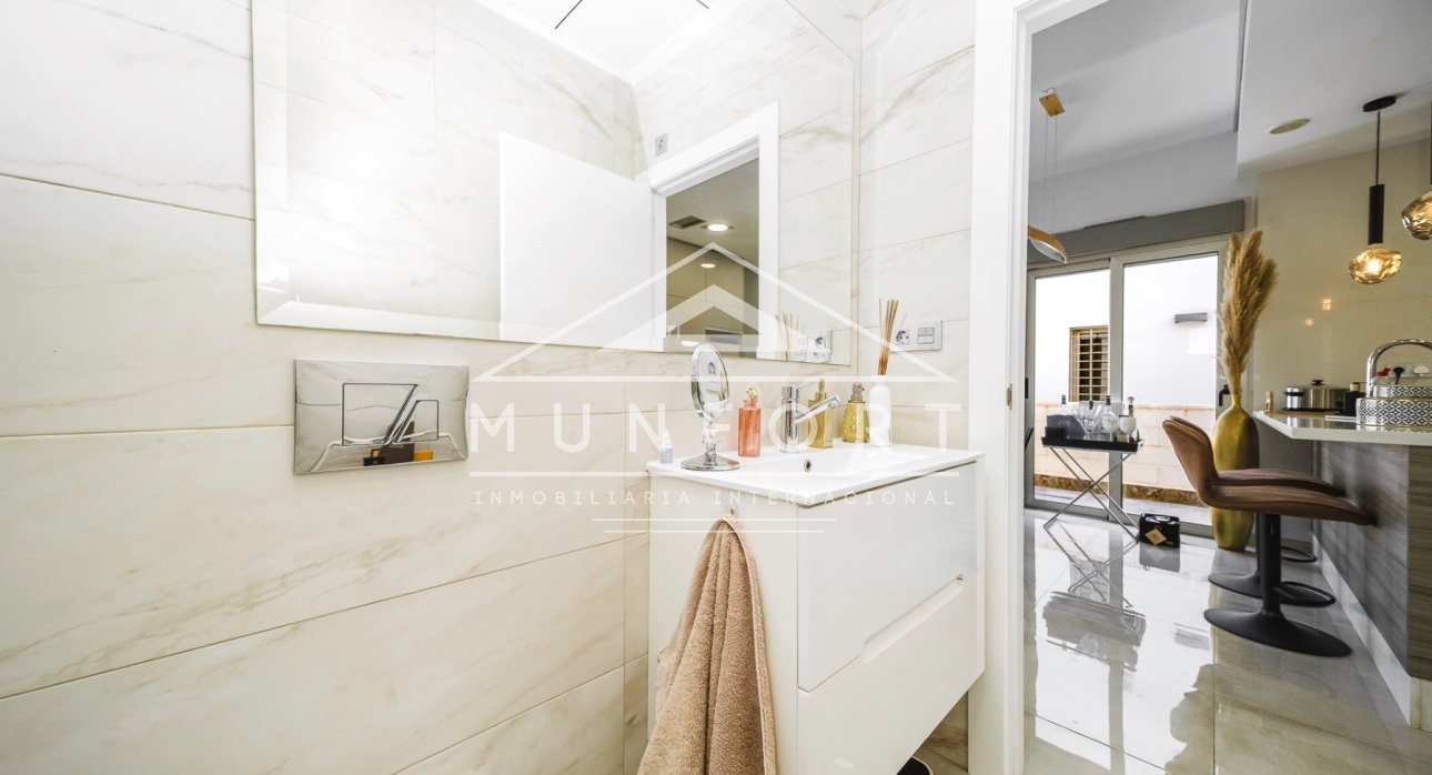 Revente - Villas -
Orihuela Costa - Villamartín