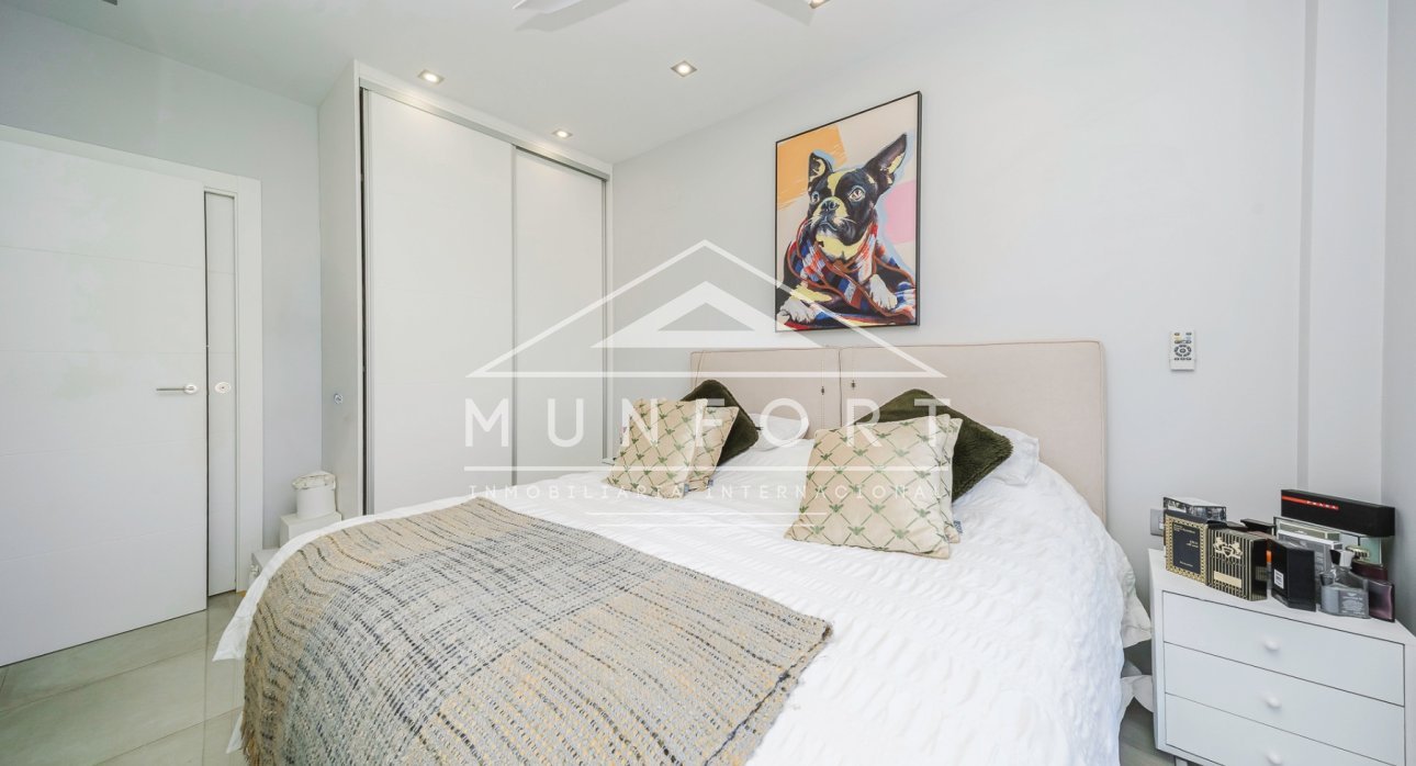 Revente - Villas -
Orihuela Costa - Villamartín