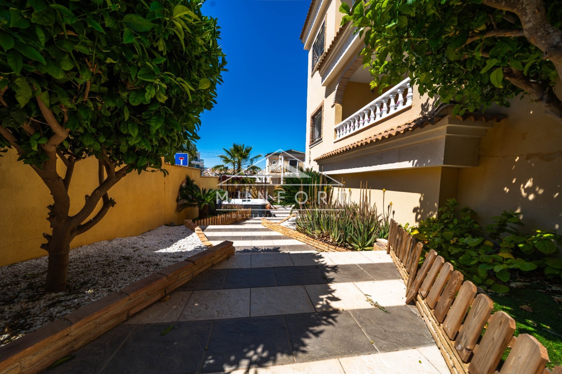 Revente - Villas -
Orihuela Costa - Villamart&iacute;n