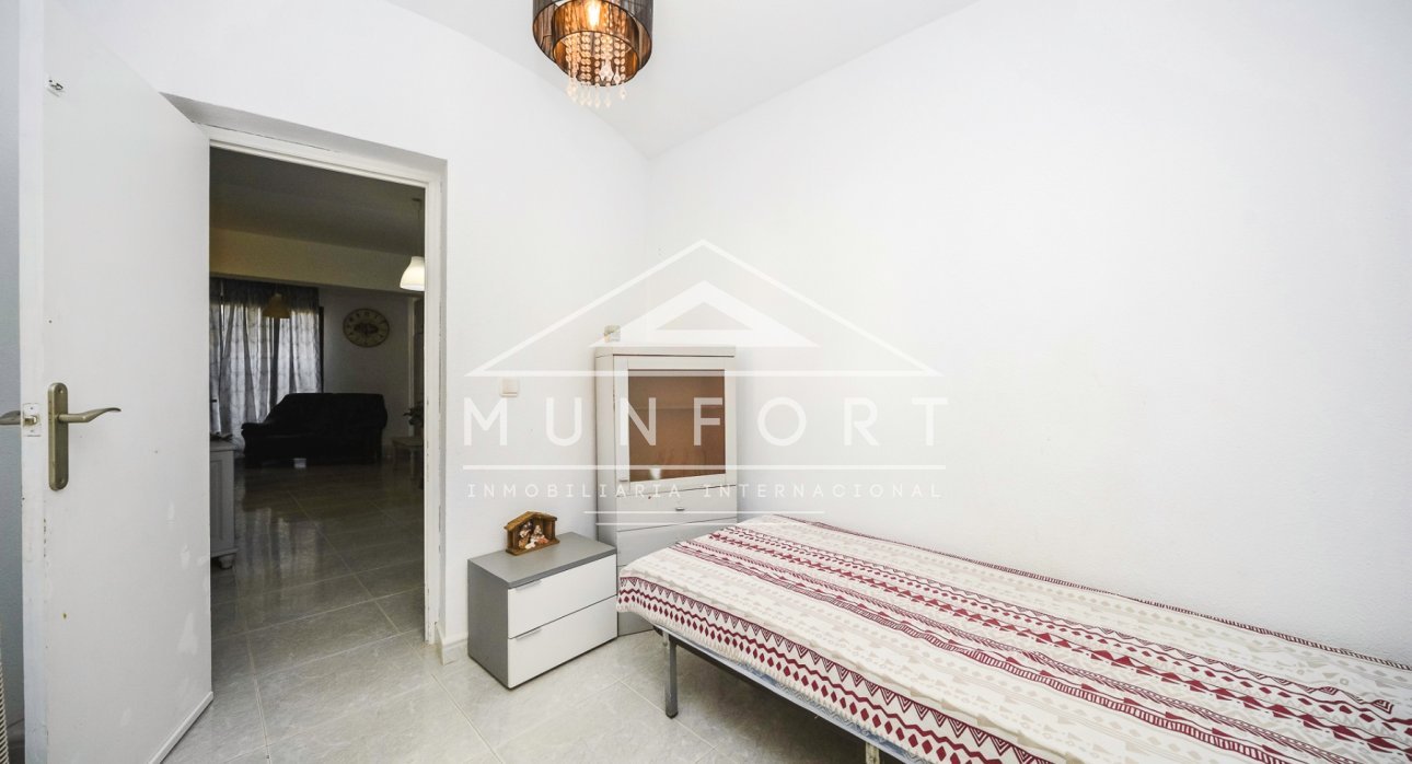 Revente - Villas -
Orihuela Costa - Villamartin