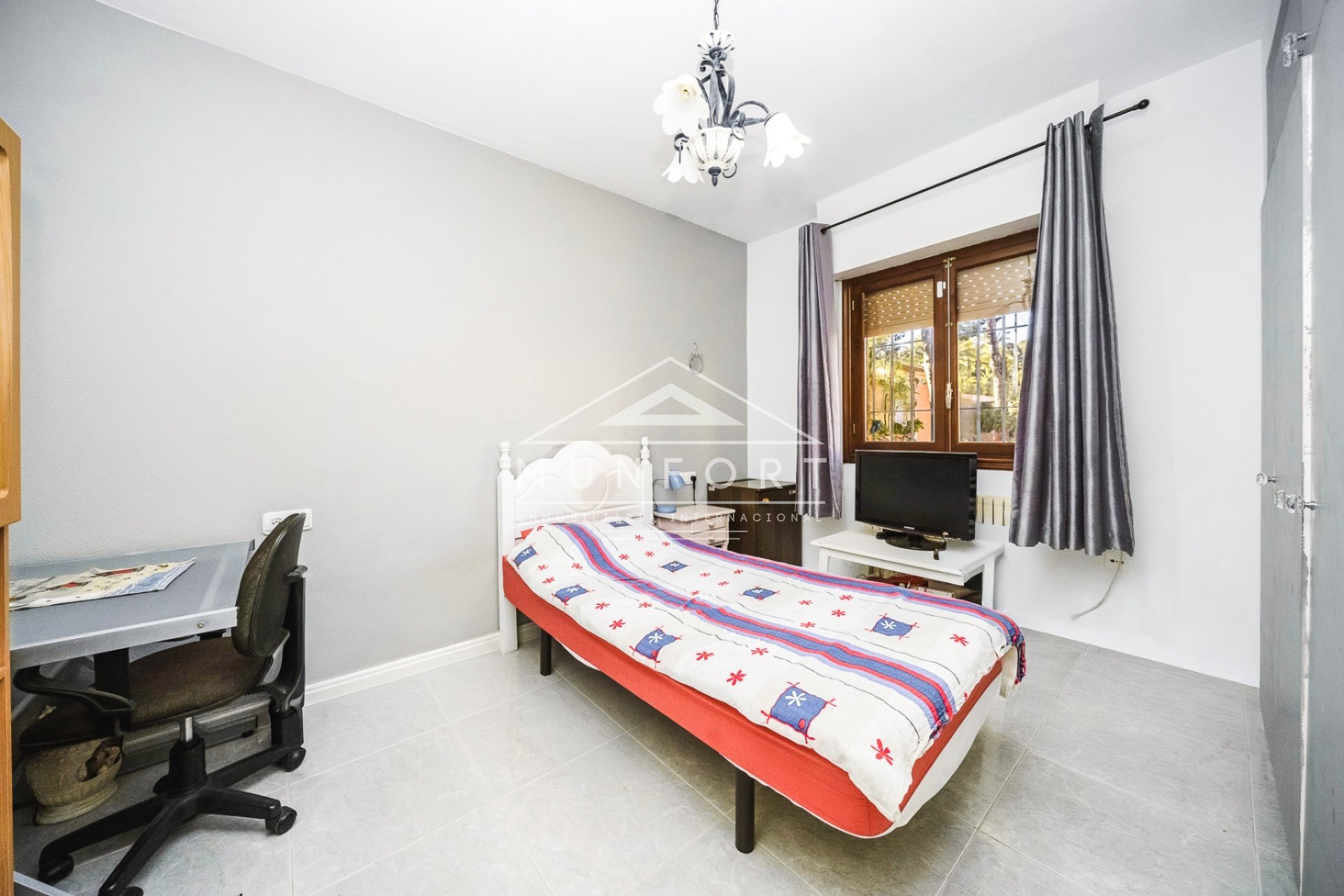 Revente - Villas -
Orihuela Costa - Villamartin