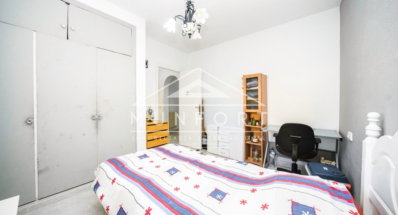 Revente - Villas -
Orihuela Costa - Villamartin