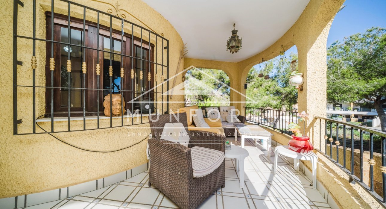 Revente - Villas -
Orihuela Costa - Villamartin