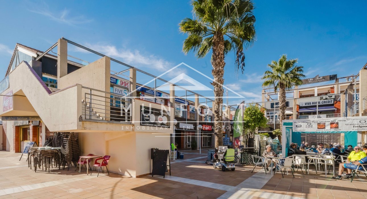 Revente - Villas -
Orihuela Costa - Villamartin