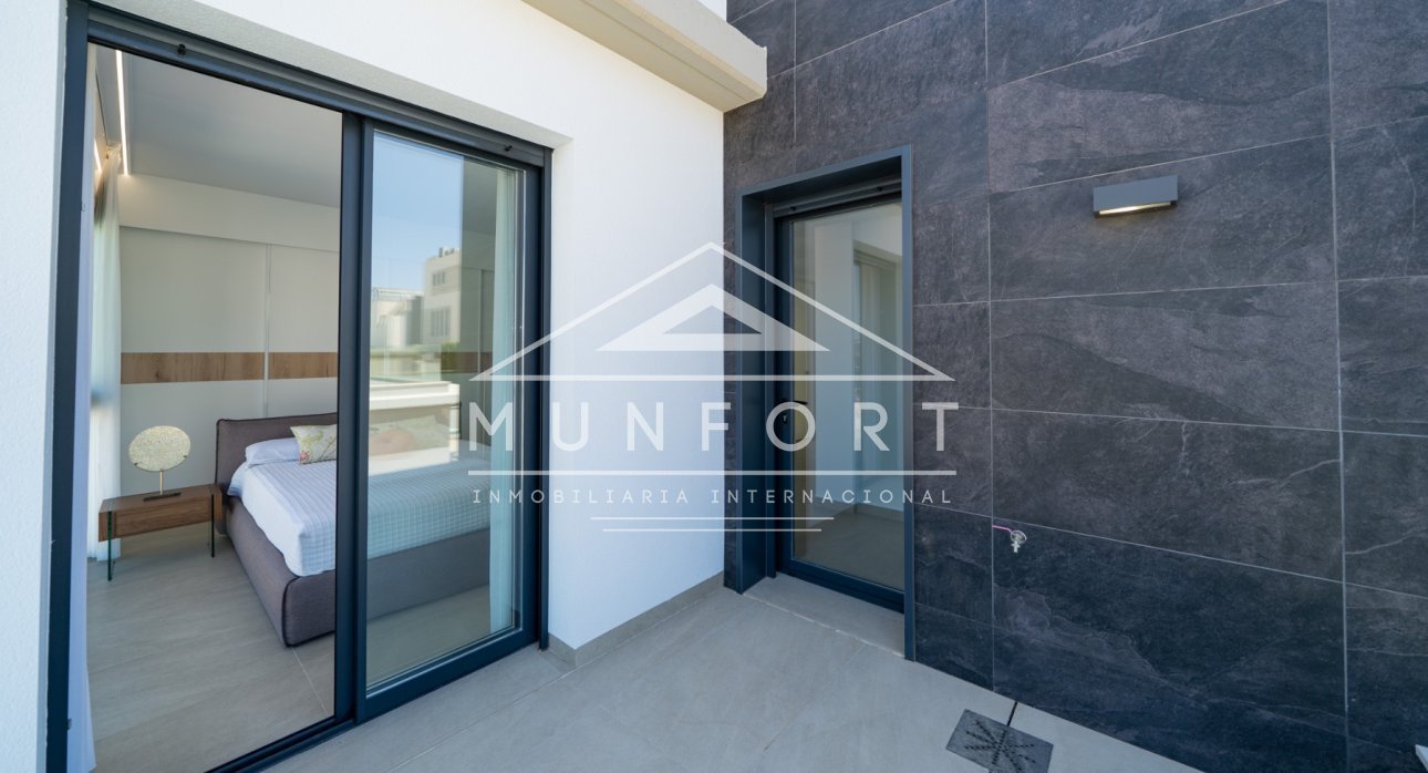 Revente - Villas -
Orihuela Costa