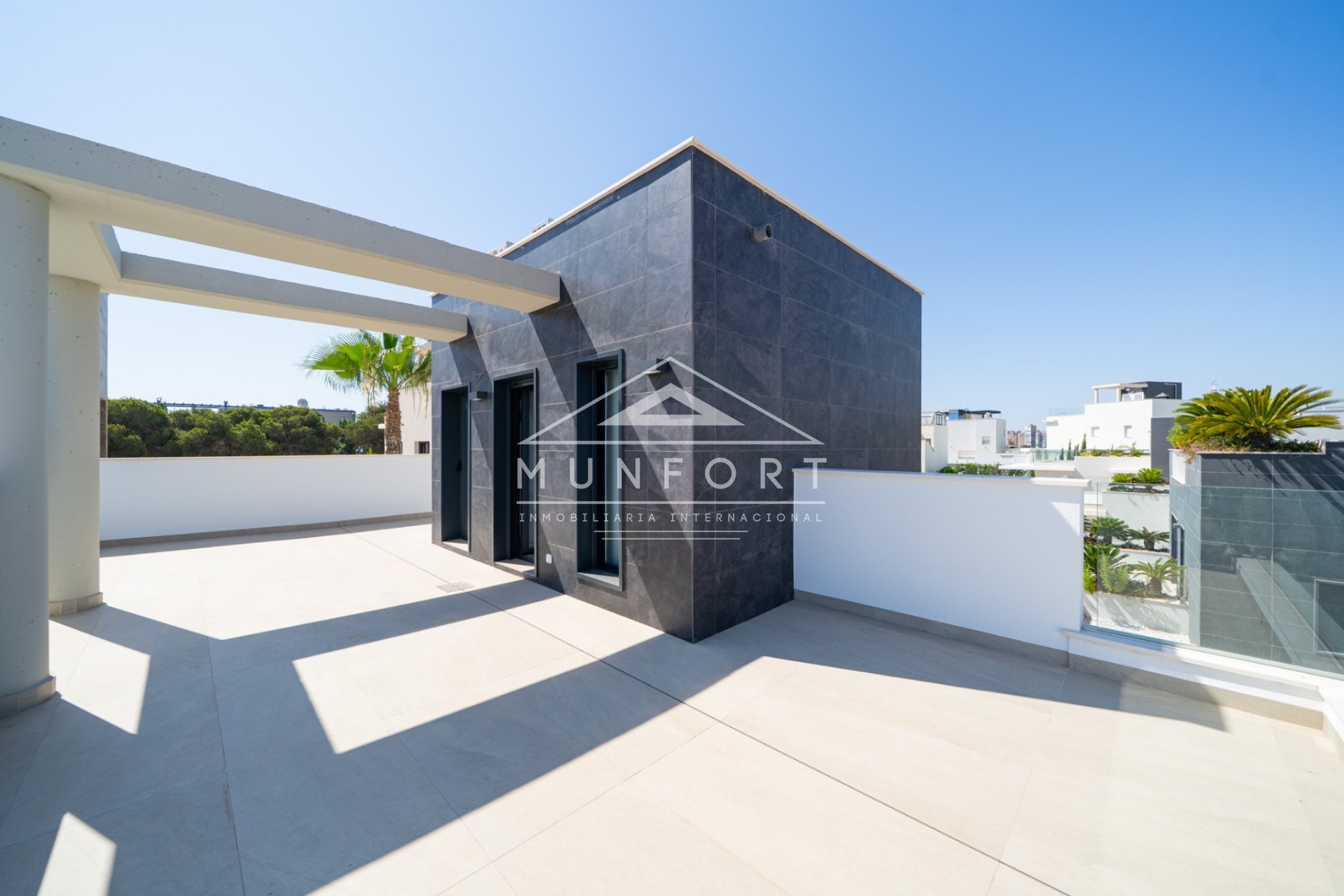 Revente - Villas -
Orihuela Costa