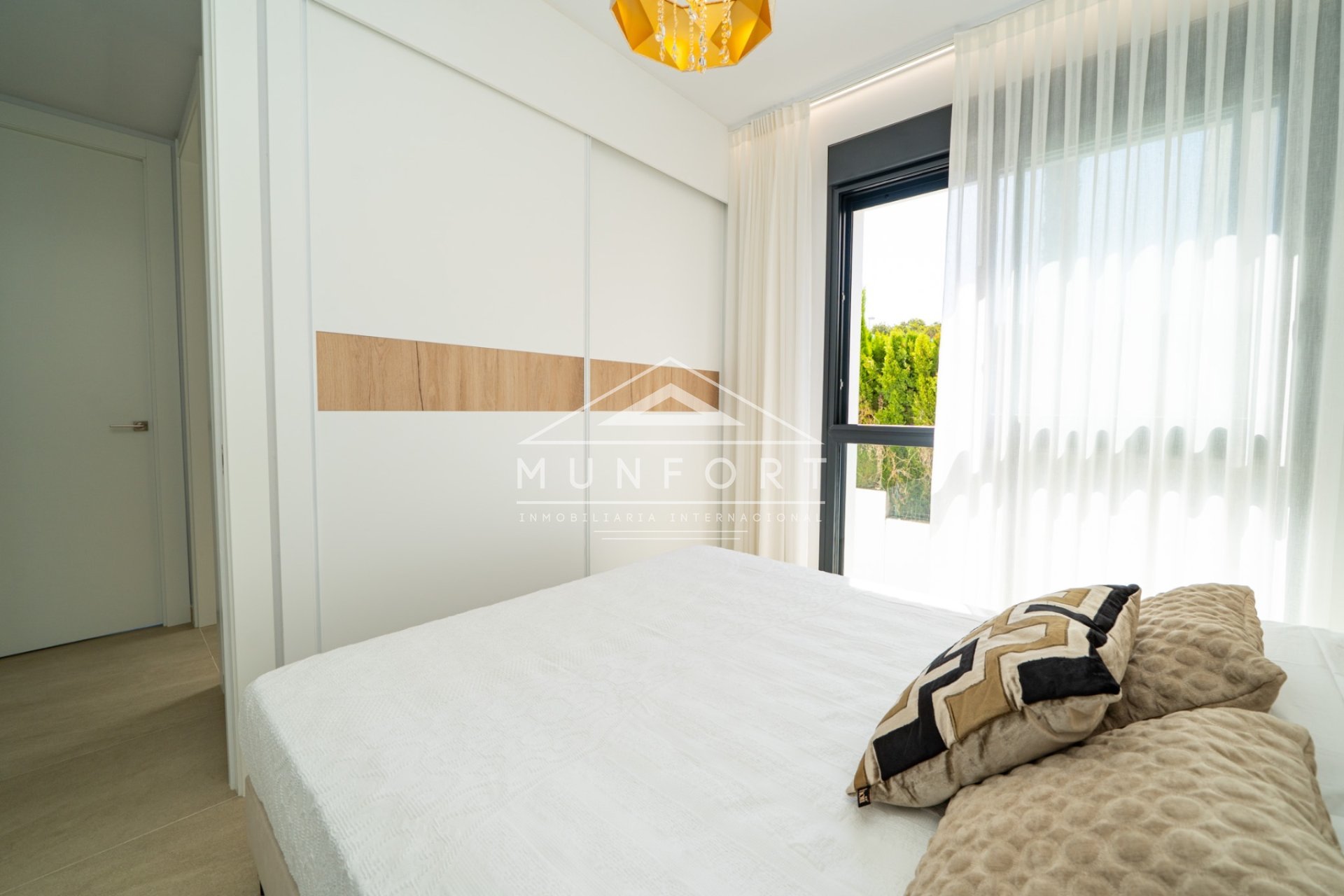 Revente - Villas -
Orihuela Costa