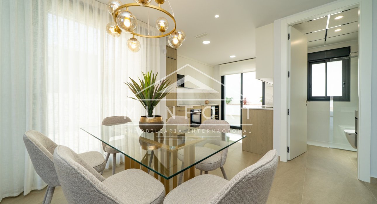 Revente - Villas -
Orihuela Costa