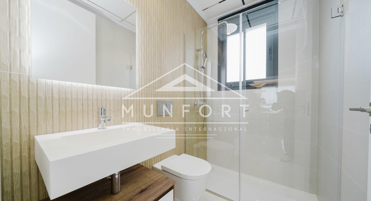 Revente - Villas -
Orihuela Costa