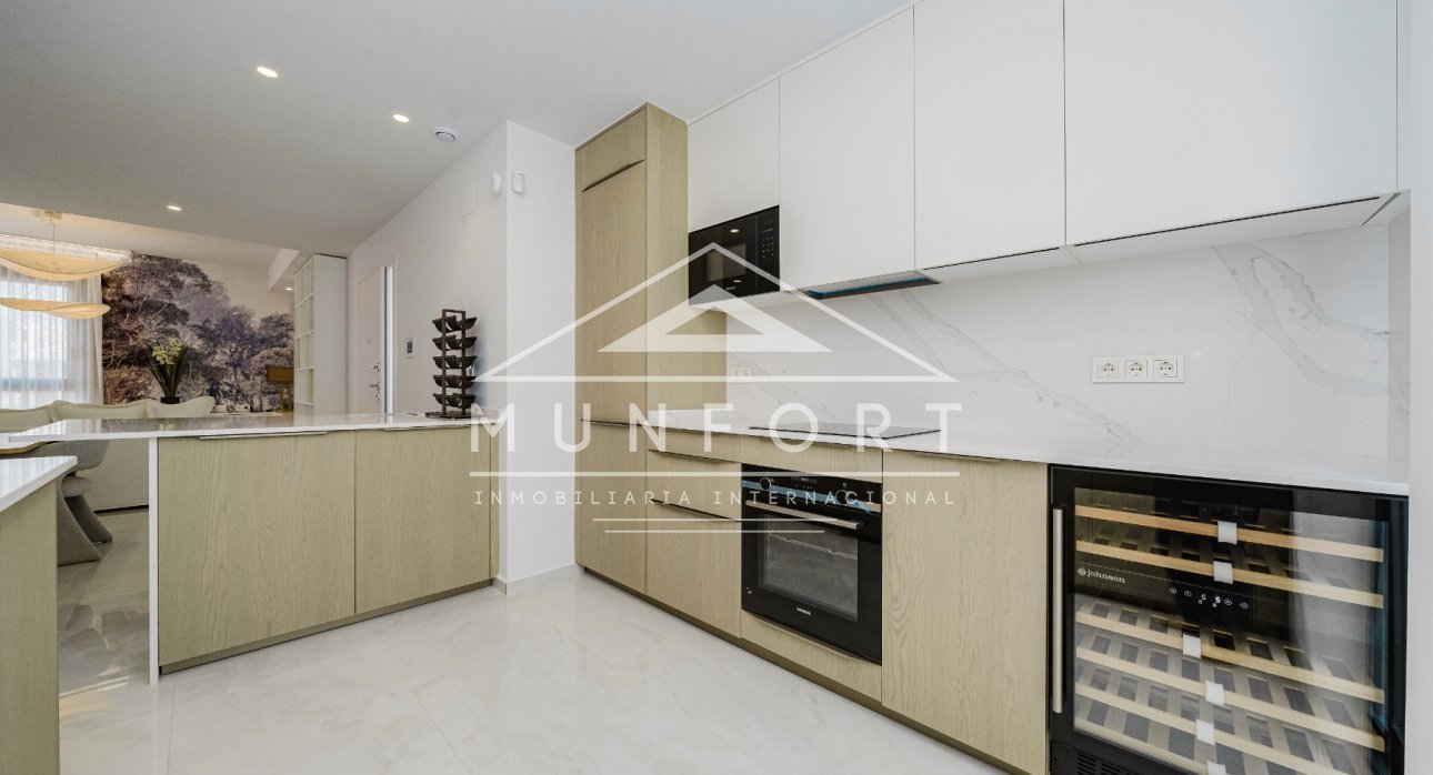 Revente - Villas -
Orihuela Costa