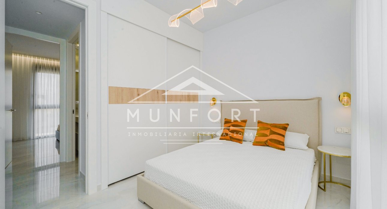 Revente - Villas -
Orihuela Costa