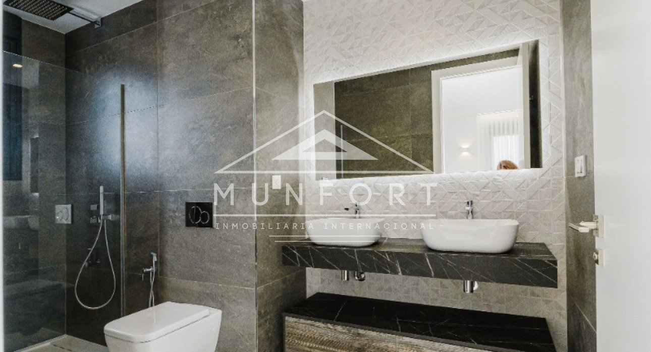 Revente - Villas -
Orihuela Costa