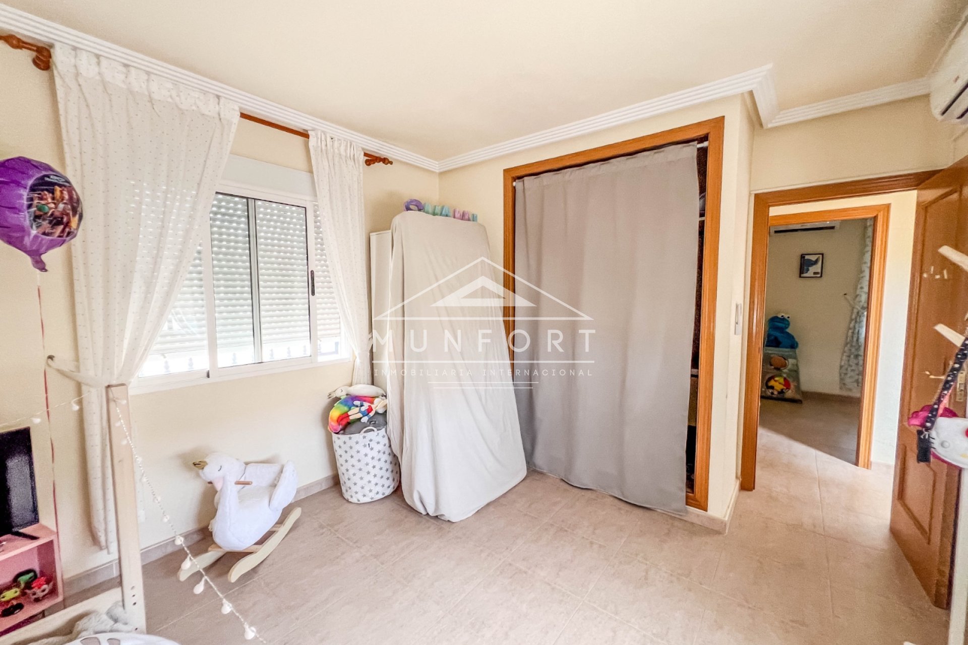 Revente - Villas -
Orihuela Costa