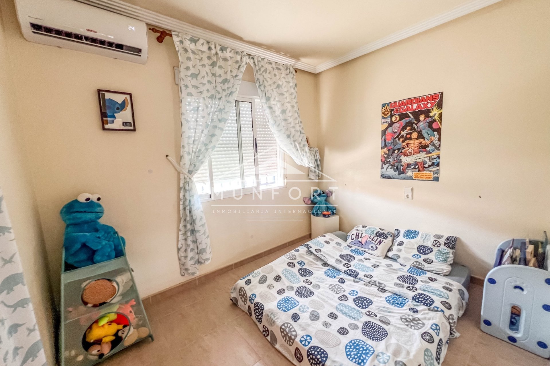 Revente - Villas -
Orihuela Costa
