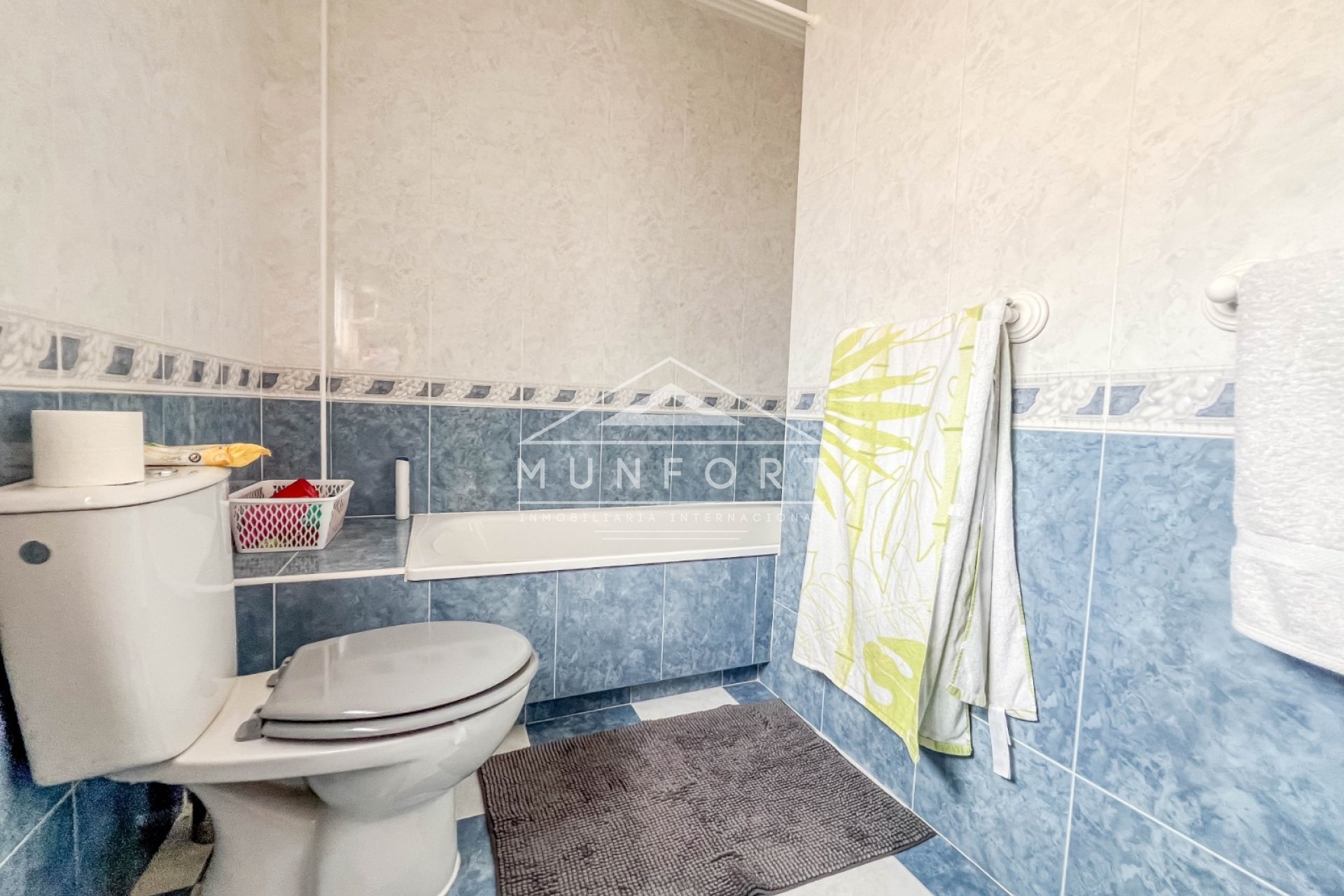 Revente - Villas -
Orihuela Costa