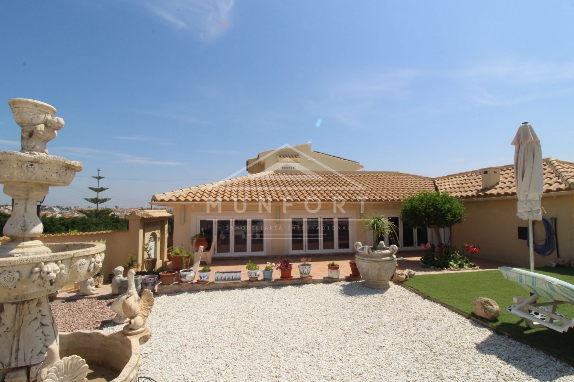 Revente - Villas -
Orihuela Costa