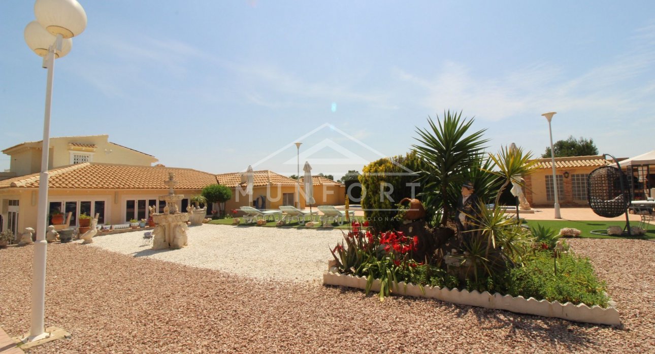 Revente - Villas -
Orihuela Costa