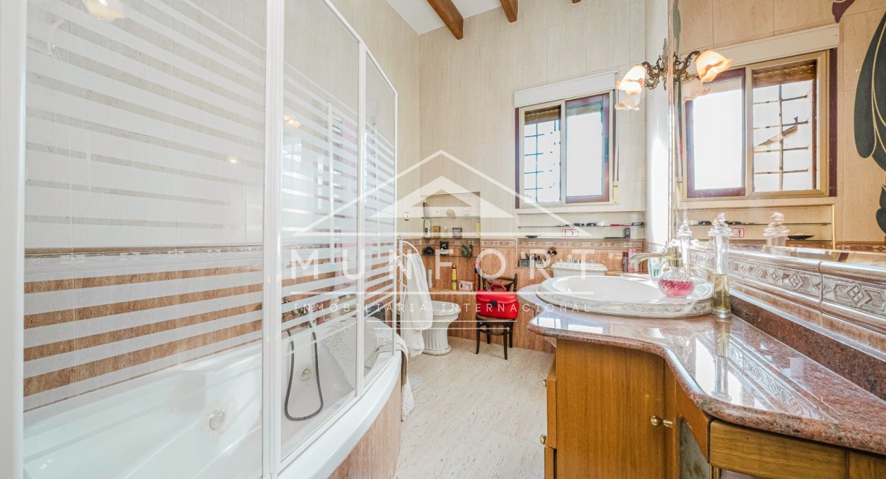 Revente - Villas -
Orihuela